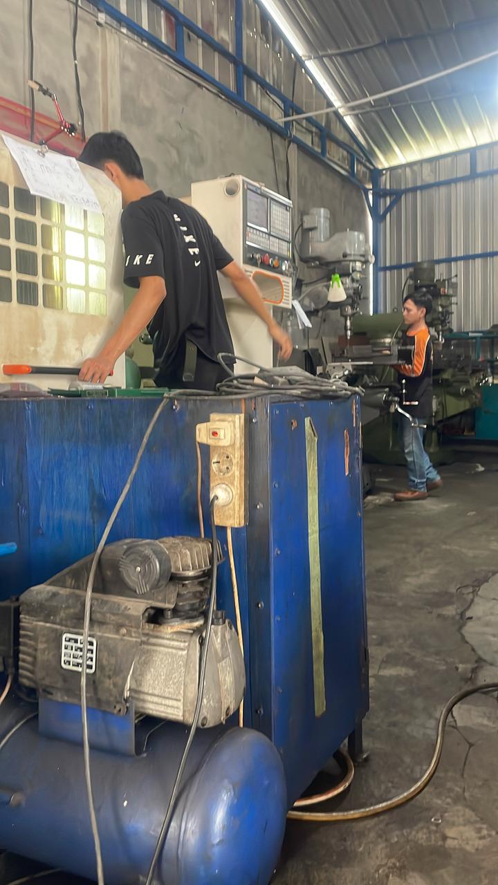 Mesin CNC 7